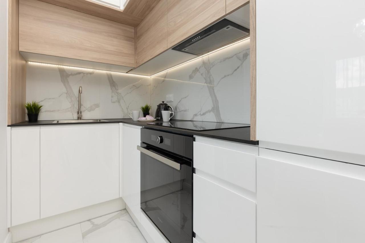 Cosy Apartment On Wola Goleszowska By Noclegi Renters Varşovia Exterior foto